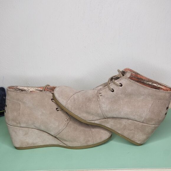 Toms Suede Wedge Ankle Boots - Picture 5 of 8